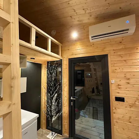 Holiday home Moment House